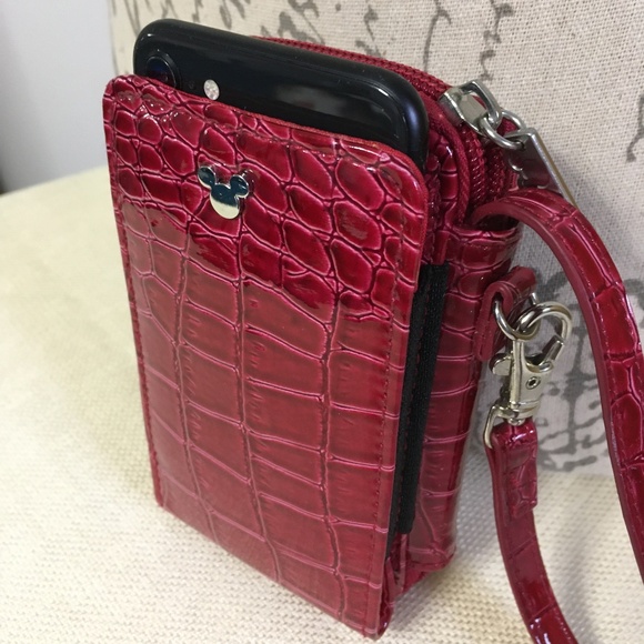 💐Disney D-Tech Compact Phone Wristlet Wallet Faux Croc Leather Red - Picture 6 of 8